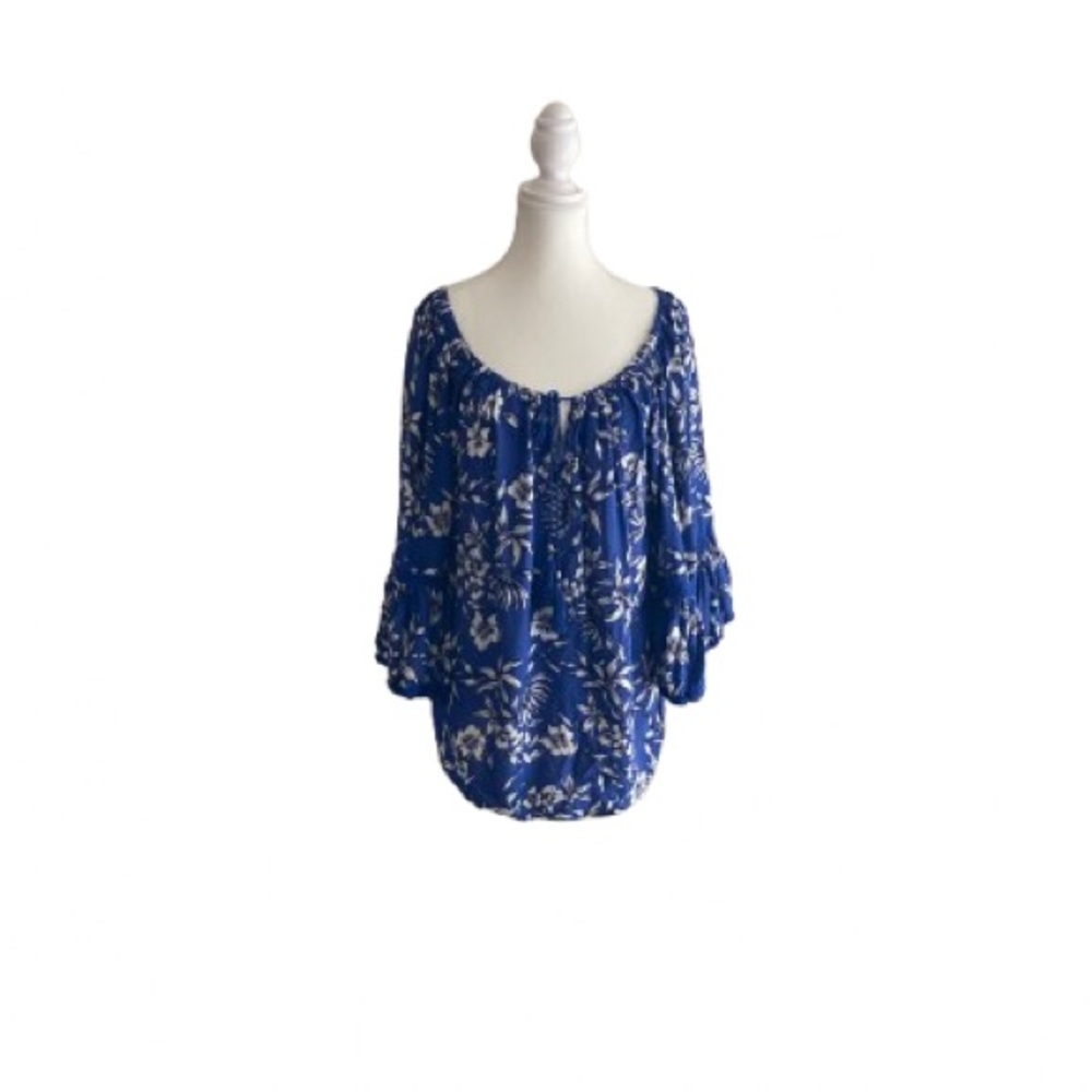 Rose & Olive Navy and White Floral Blouse